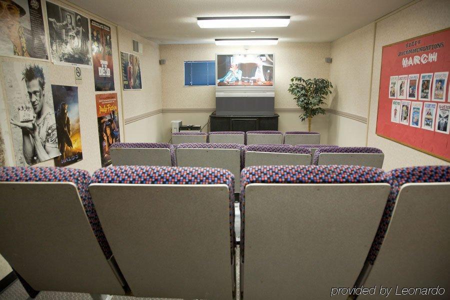 Residence & Conference Centre - Kitchener-Waterloo Екстер'єр фото